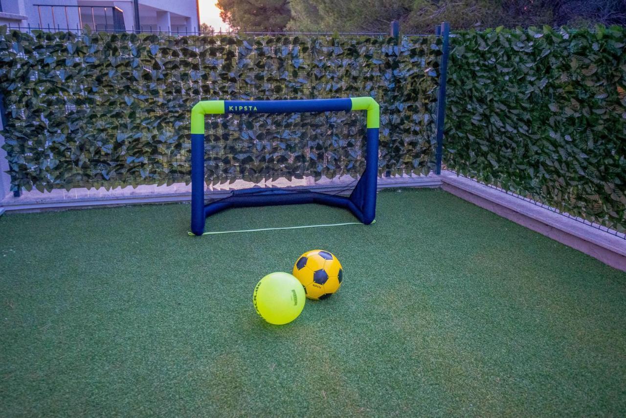 My Adriatic Place With Private Garden And Garage シベニク エクステリア 写真